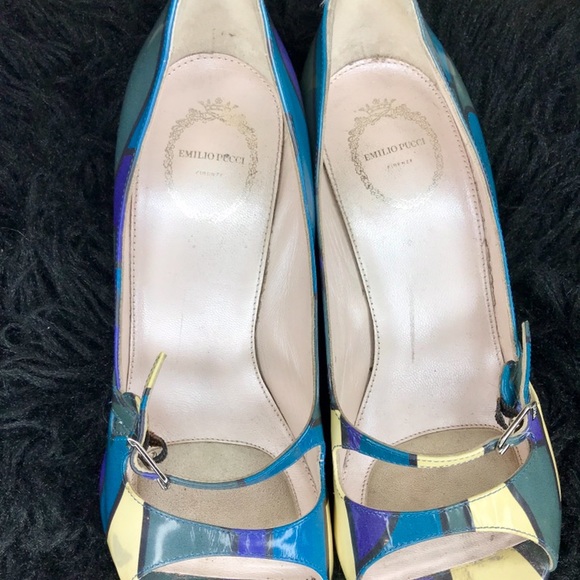 Emilio Pucci abstract Pumps - Picture 2 of 4